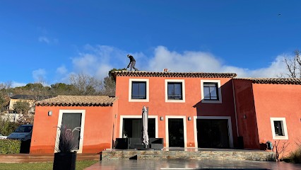 Max Ravalement 13 Façadier Peintre Ravalement Peinture étanchéité Extérieur Extérieur, Peintre en Bâtiment à Marseille 06