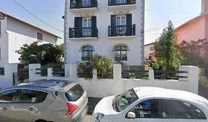 Urrutia Merino Marie Cruz, Peintre en Bâtiment à Hendaye