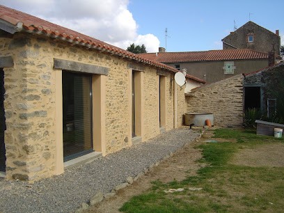 Rénov-Façade 85 Sarl, Peintre en Bâtiment aux Pineaux