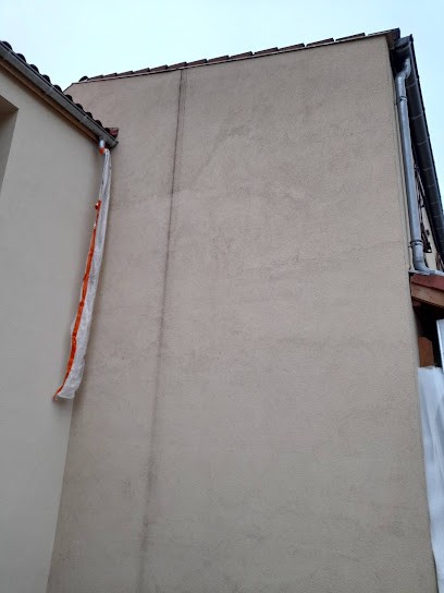 Courtadon, Peintre en Bâtiment à Décines-Charpieu