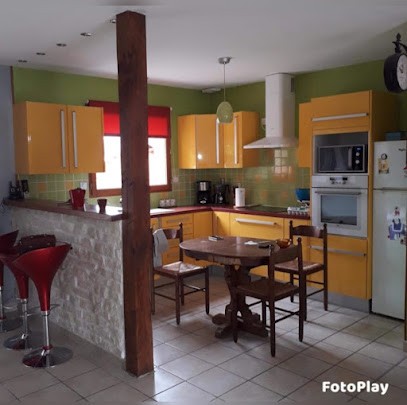 EI Servillat Camille, Peintre en Bâtiment à Saint-Usuge