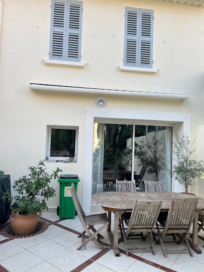 Espinos John, Peintre en Bâtiment à Firmi