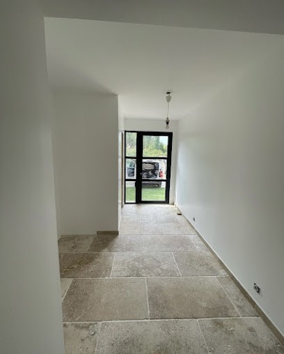 N.A PEINTURE, Peintre en Bâtiment à Éguilles