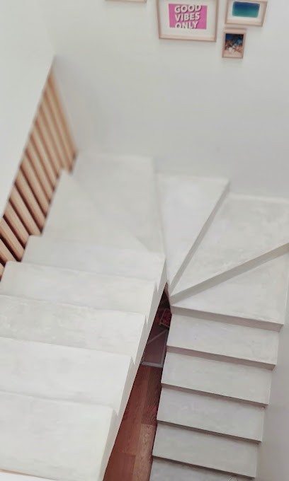 Des Goûts Et Des Couleurs - Artisan Qualifié, Spécialiste Béton Ciré, Peinture, Peinture Décorative, Enduits Décoratifs., Peintre en Bâtiment à Marseille 13