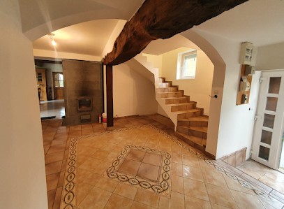 Rc Renovation SARL, Peintre en Bâtiment à Vic-de-Chassenay