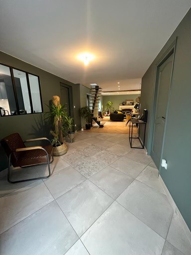 Perfection Peinture Serrano Lyon, Peintre en Bâtiment à Fontaines-Saint-Martin