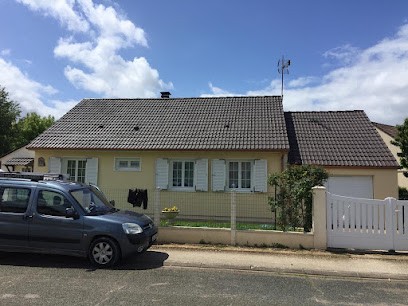 Nil Blivet Peintre , Artisan à Checy Ravalement Peinture Façade, Nettoyage Toiture, Couverture,, Peintre en Bâtiment à Chécy