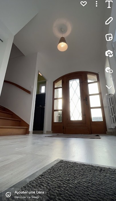 Lacour Gary, Peintre en Bâtiment à Isques