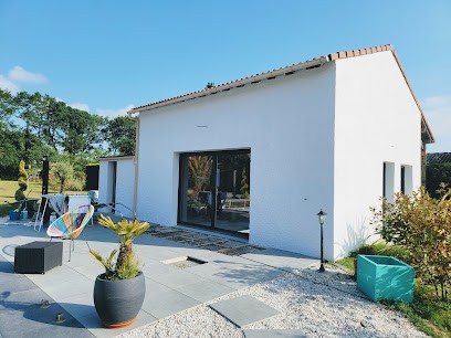 PROTECT HOME Peintre Machecoul-Saint-Même 44 Couvreur Ravalement Façade Traitement Nettoyage Toiture Façade Hydrofuge coloré, Peintre en Bâtiment à Machecoul-Saint-Même