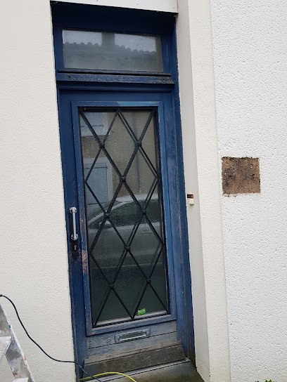 Aux Couleurs D' Elwina, Peintre en Bâtiment à Souvigné