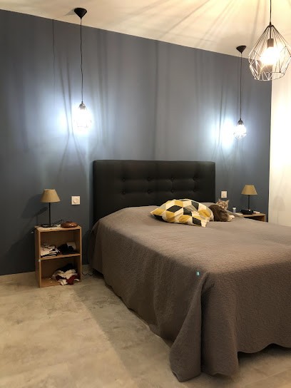 Peinture RENOV7-VAROISE, Peintre La Garde , Travaux Peinture , Artisan Peintre En Bâtiment, Entreprise De Peinture Toulon, Peintre en Bâtiment à La Garde