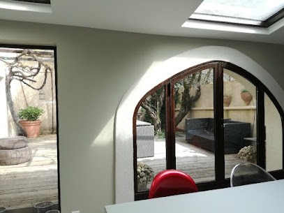 Aux Rouleaux De L'Isle , RUIZ Yoann, Peintre en Bâtiment à L'Isle-sur-la-Sorgue