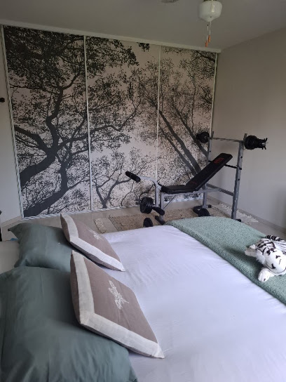 Olivier Kevin Peintre Décorateur En Bâtiment, Peintre à Royan