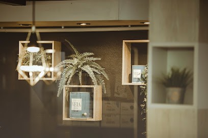 Comptoir De L'ours - Aux Mille Et Une Teintes, Magasin de Peintures à Lons-le-Saunier