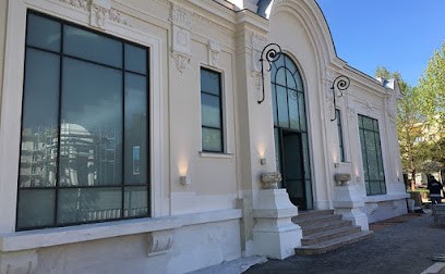 ADP 2000, Peintre en Bâtiment au Mesnil-le-Roi