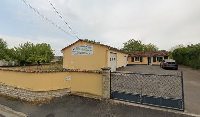 Lacourarie Albert SARL, Peintre en Bâtiment à Montbron