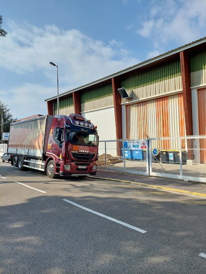 AGL Marine Méditerranée, Magasin de Peintures à Cannes