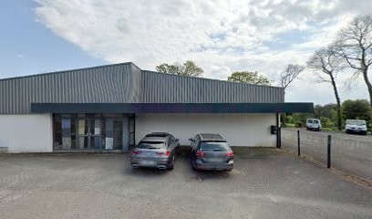 Disserbo Et Fils, Peintre en Bâtiment à Plouguernével