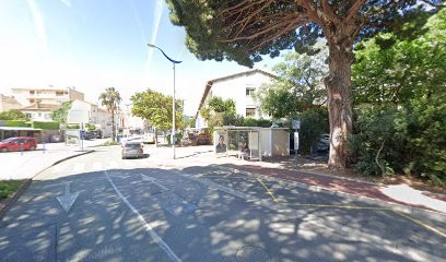 Della Peinture, Peintre en Bâtiment à Cavalaire-sur-Mer