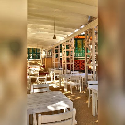 SARL CANNE - 40280, Peintre en Bâtiment à Saint-Pierre-du-Mont