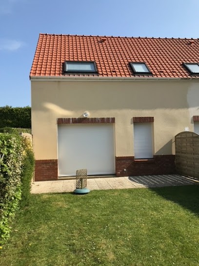 Artisan Miquel 62 - Couvreur Peintre En Bâtiment, Nettoyage Toiture, Ravalement Façade, Peintre en Bâtiment à Outreau