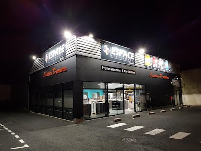 Espace Revêtements L'ATELIER D PEINTRES, Magasin de Peintures à Yzeure