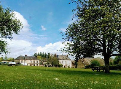Molet Yves, Peintre en Bâtiment à Sainte-Gauburge-Sainte-Colombe
