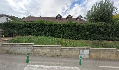 JL A Perraud Sarl Louis, Peintre en Bâtiment à Lons-le-Saunier