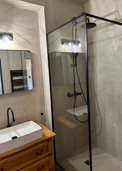 ISOSOL EST ( S.A.S ), Peintre en Bâtiment à Thionville