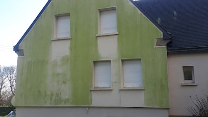 Miquel M, Peintre en Bâtiment à Ploumagoar