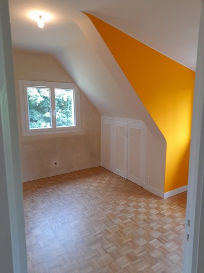 Co-Création, Peintre en Bâtiment à Kergloff