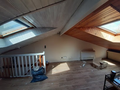 Chloé Créatrice D'Ambiance, Peintre en Bâtiment au Pian-Médoc