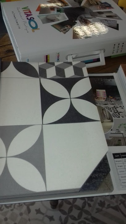 SITP, Magasin de Peintures à Joigny